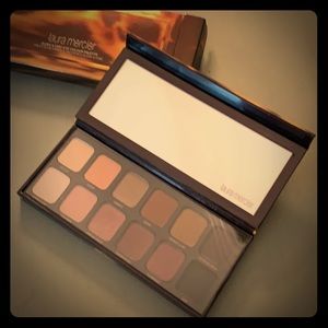 Laura Mercier: Brand New in Box eye shadow palette